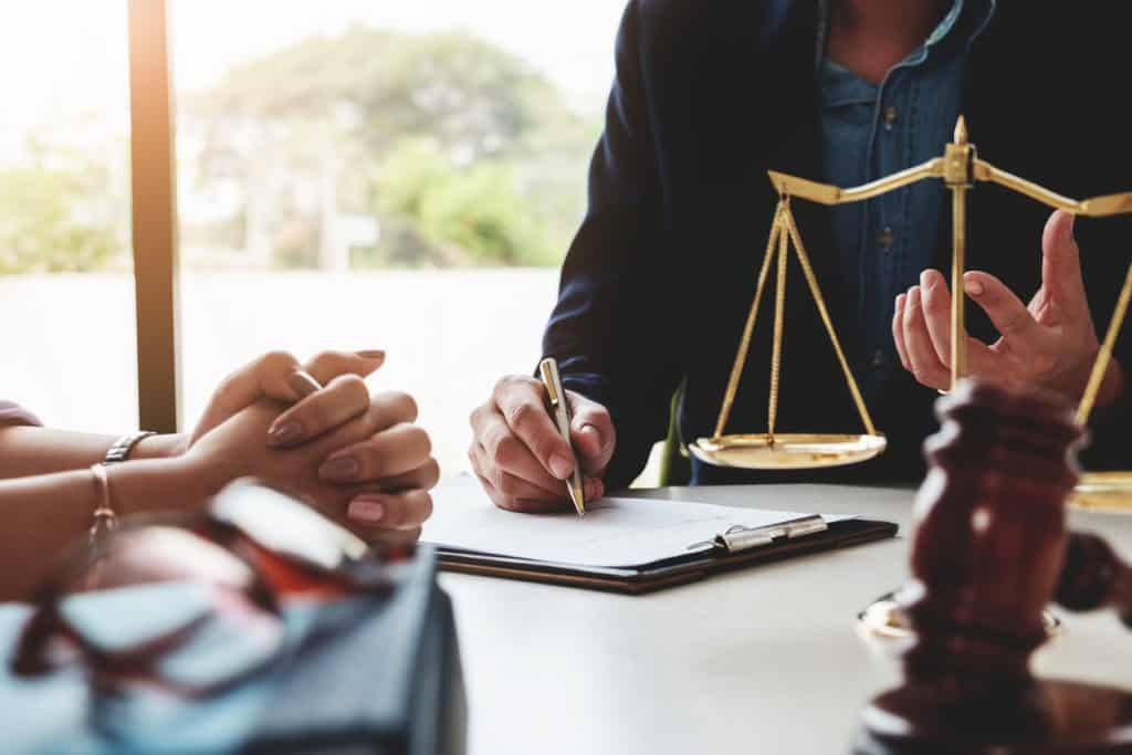 Court Applications vs. Mediation: A Less Stressful Path with EH Mediation Cinderford